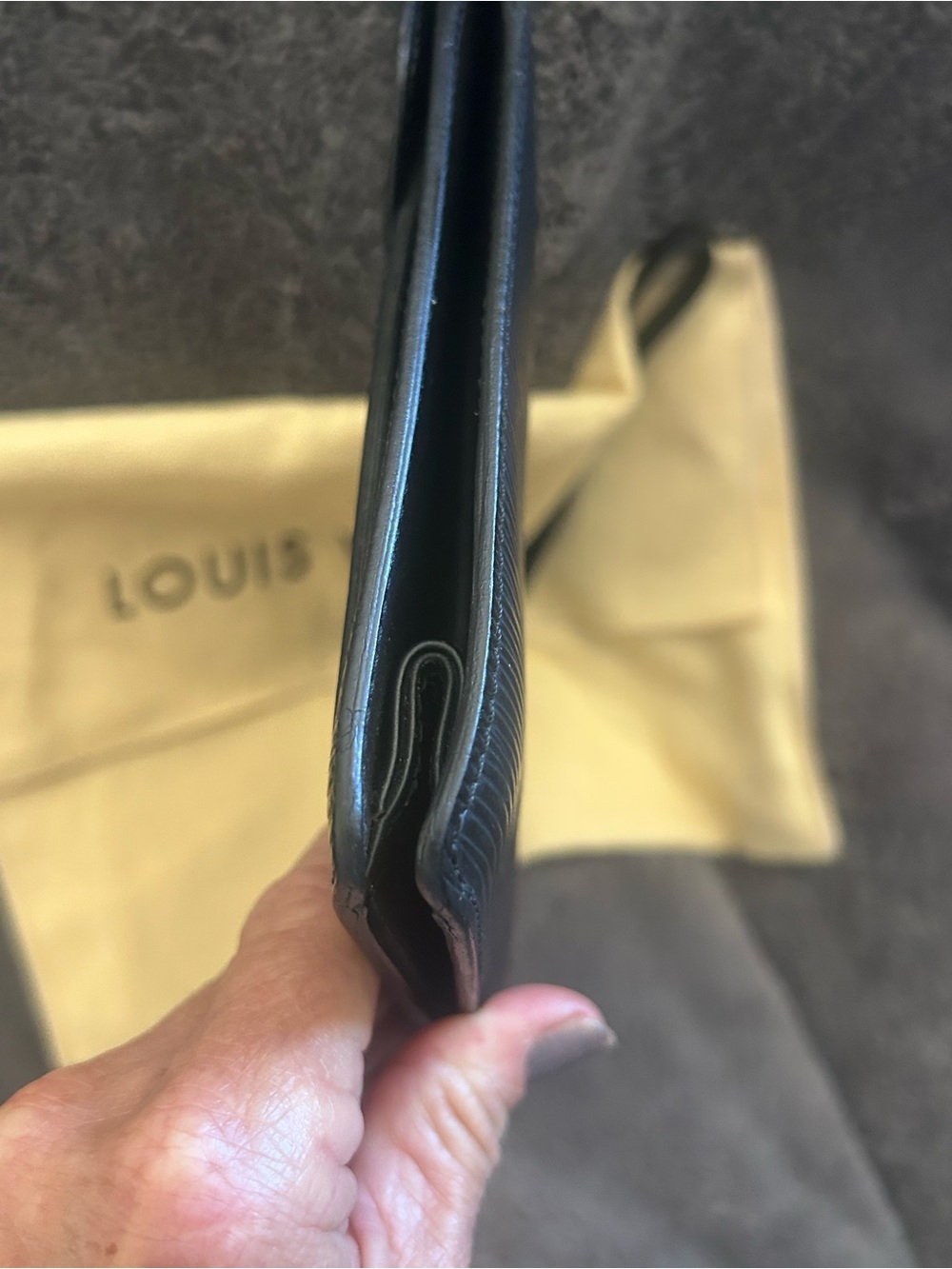Louis Vuitton Black Epi leather Pochette Sellier Dragonne Clutch Ret. $900-1200 - Picture 6 of 15